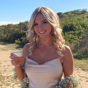 Meet your Posher, Gillian